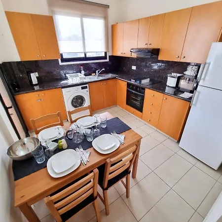 Sunset Springs Apartment Larnaca