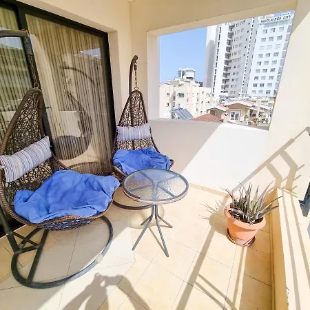 Sunset Springs Apartment